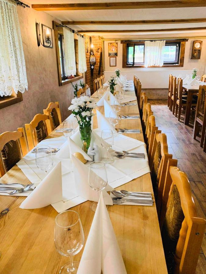 Osrodek Wypoczynkowy U Bartka Bed & Breakfast Czerwienne Ngoại thất bức ảnh