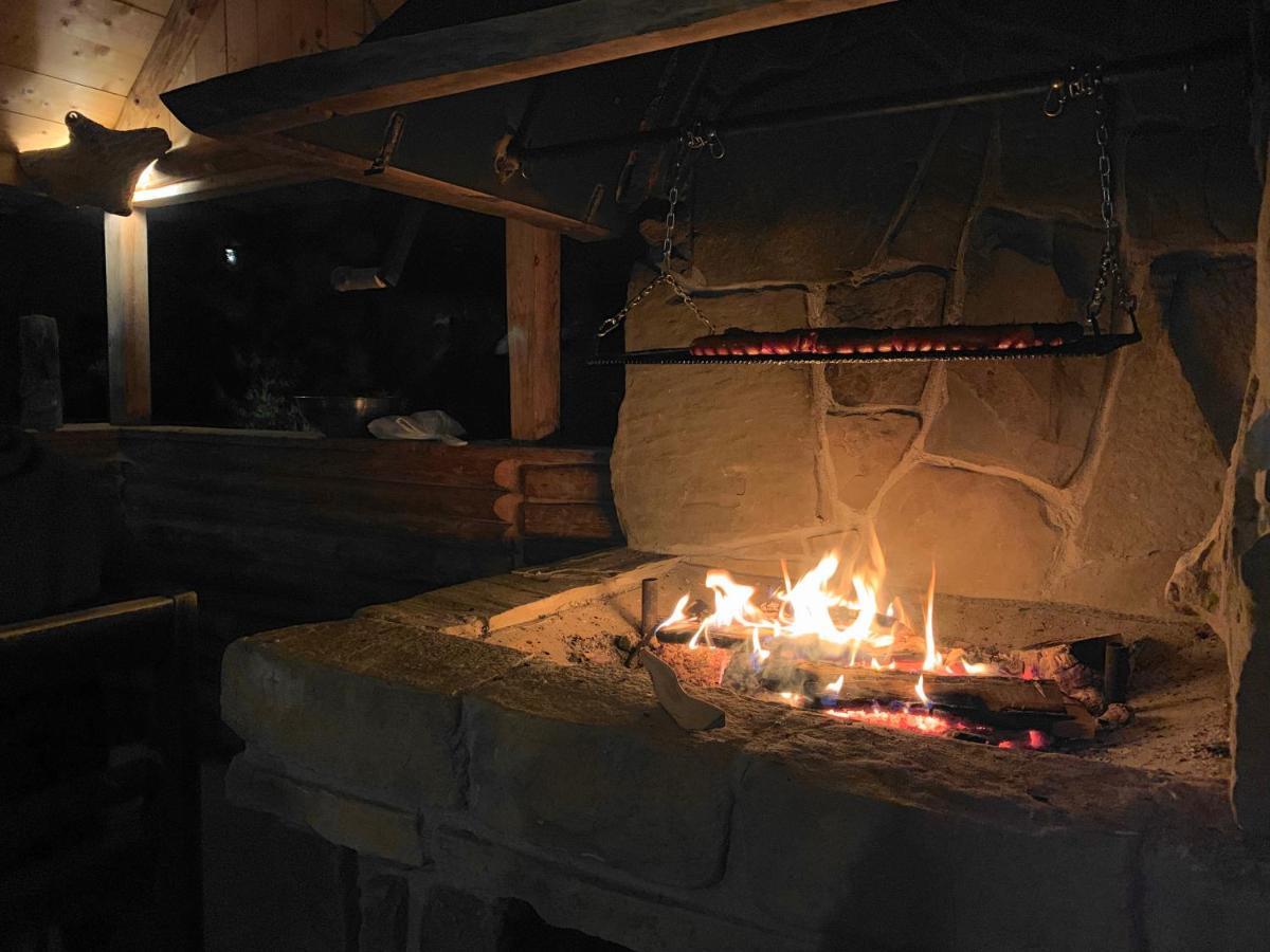 Osrodek Wypoczynkowy U Bartka Bed & Breakfast Czerwienne Ngoại thất bức ảnh