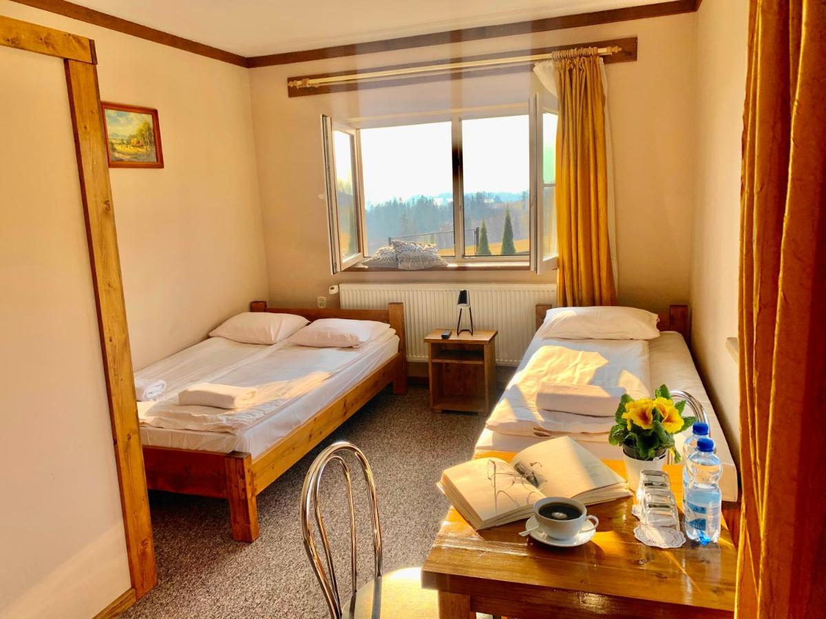 Osrodek Wypoczynkowy U Bartka Bed & Breakfast Czerwienne Ngoại thất bức ảnh