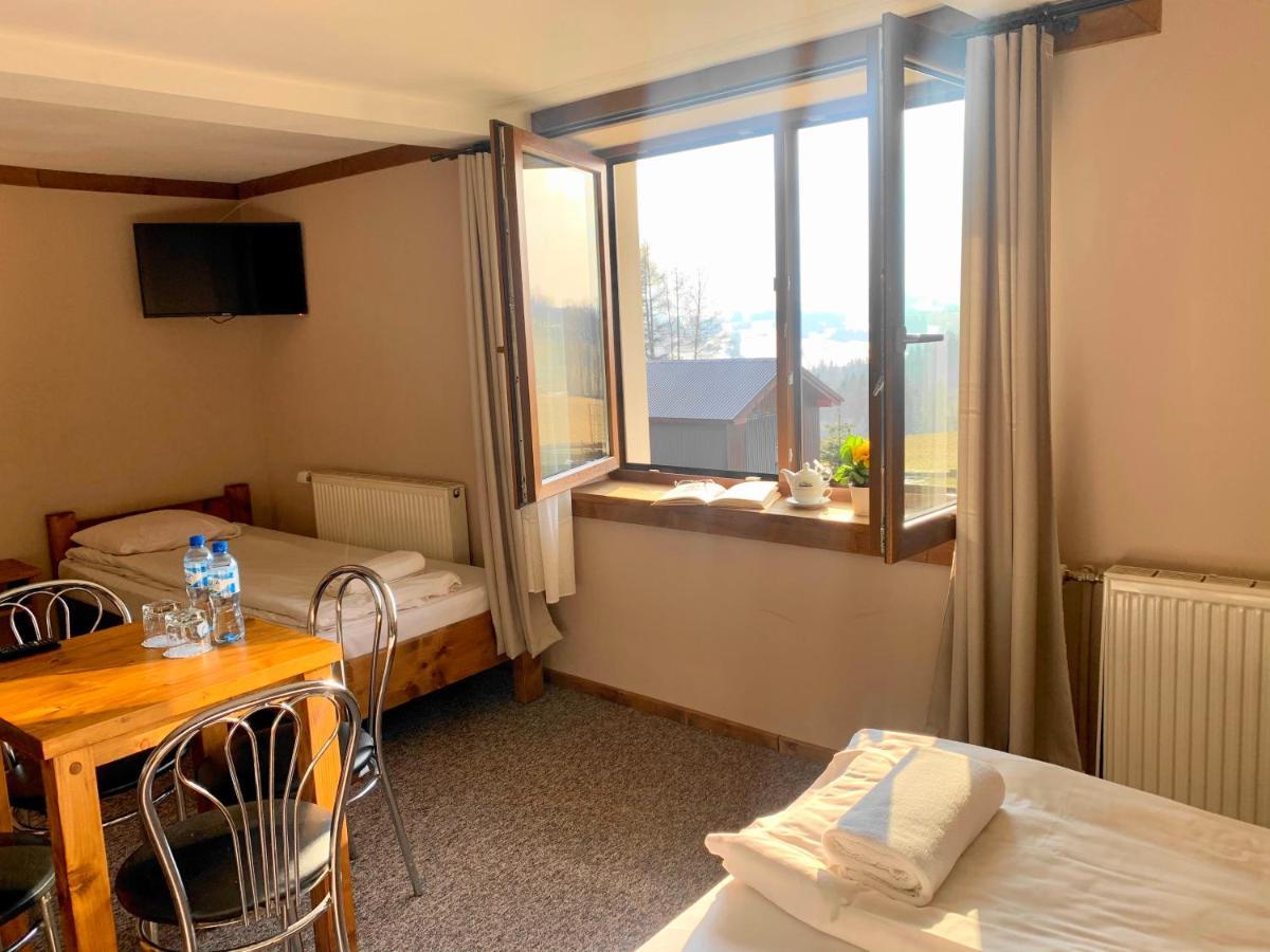Osrodek Wypoczynkowy U Bartka Bed & Breakfast Czerwienne Ngoại thất bức ảnh