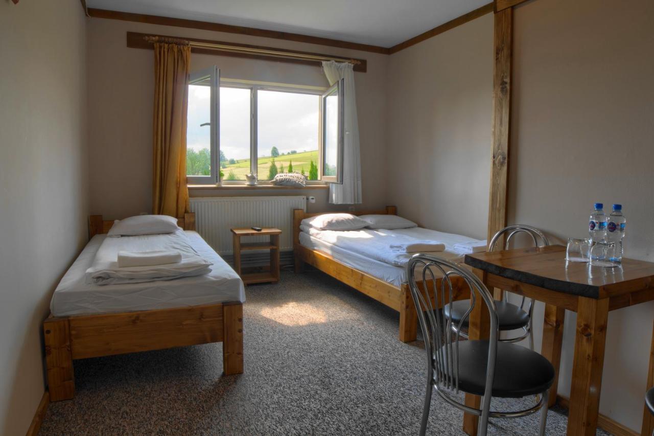 Osrodek Wypoczynkowy U Bartka Bed & Breakfast Czerwienne Ngoại thất bức ảnh